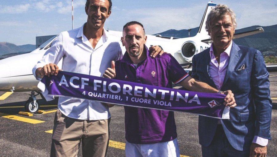 Franck Ribéry fichó en Fiorentina y será compañero de Erick Pulgar