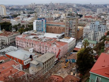 Parlamentarios PS, DC y FA respaldan a Sharp respecto a inclusión de "Glosa Valparaíso"