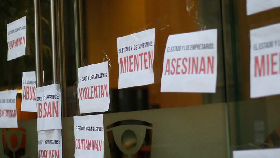 Coordinadora Feminista 8M se tomó dependencias de la Fiscalía Nacional