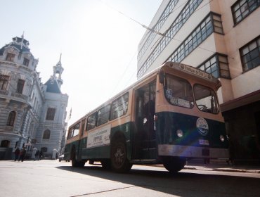 Conforman mesa de trabajo para asegurar continuidad de trolebuses de Valparaíso