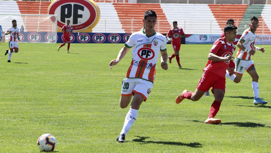 Cobresal superó con lo justo a Unión La Calera y se aleja del fondo