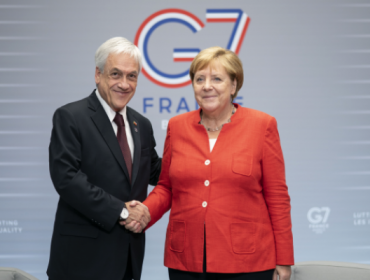 Sebastián Piñera se reune con Canciiler Merkel y tratan inversiones en el litio