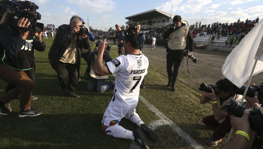 Esteban Paredes y el récord: "No me imaginé nunca esto. Sentí muchas emociones"