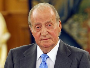 Rey Juan Carlos se recupera en su habitación tras una operación cardíaca