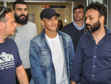 Alexis Sánchez superó los exámenes médicos y firmó su contrato con el Inter