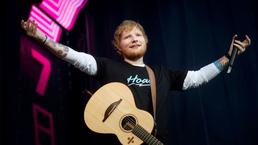 Ed Sheeran no recibirá regalías de la canción «Shape of you» hasta aclarar supuesto plagio