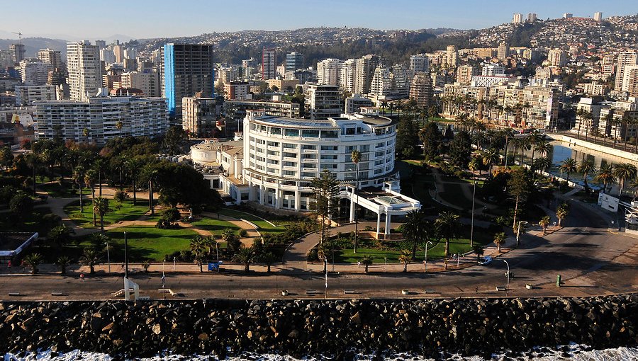 Viña del Mar: Corte acoge recurso vecinal y ordena al Municipio, Salud y Gobernación reforzar fiscalización en población Vergara