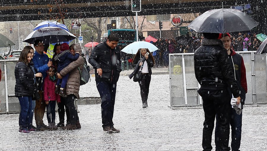 Ministerio de Agricultura evalúa intervenir nubes para transformar granizo en agua