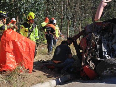 Choque entre bus y automóvil dejó un saldo de tres víctimas fatales en O'Higgins