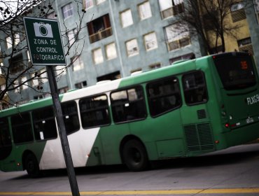 Conductor del Transantiago disparó contra inspector municipal en Las Condes