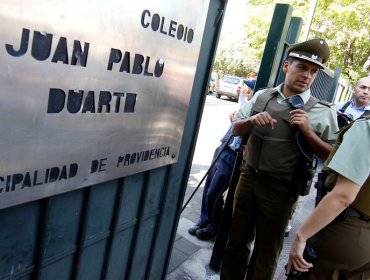 Apoderados denuncian por abuso sexual a auxiliar de colegio en Providencia