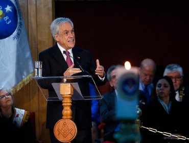 Presidente Piñera aseveró que el patriotismo no nace del odio contra el extranjero