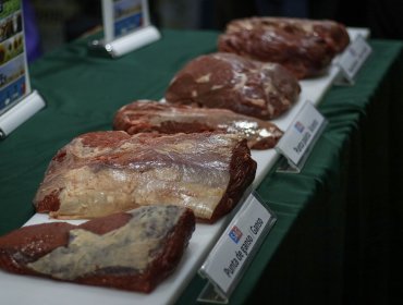 Ministro de Agricultura descartó alzas de precios de las carnes previo a Fiestas Patrias