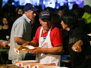 8.200 merluzas se esperan vender en la tradicional Fogata del Pescador de Valparaíso