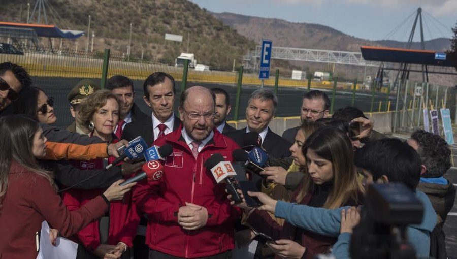 Estiman que 900 mil vehículos dejarán la región Metropolitana durante Fiestas Patrias