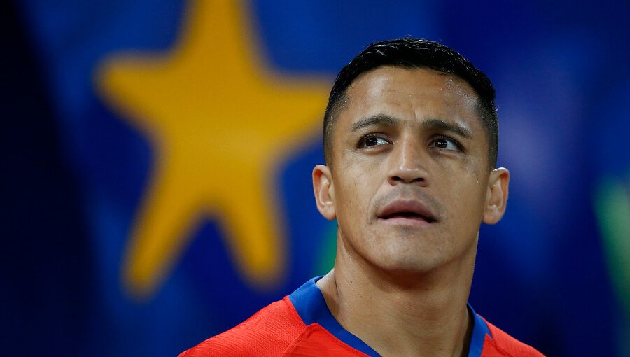 Ex DT de Alexis cree que con Conte volverá al top 10 del fútbol mundial
