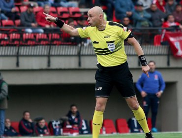 Tras polémico arbitraje en duelo Calera-UC, César Deischler no dirigirá este fin de semana