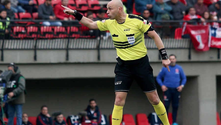 Tras polémico arbitraje en duelo Calera-UC, César Deischler no dirigirá este fin de semana