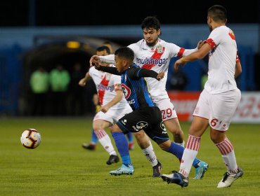 Huachipato derrotó a Curicó Unido y trepó hasta el tercer lugar del Torneo