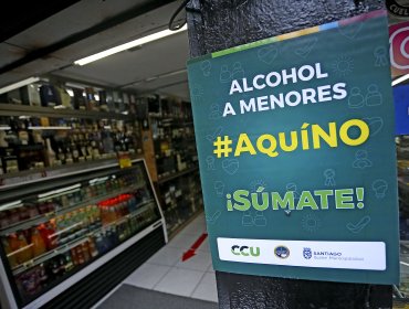 Santiago y SENDA lanzaron campaña para NO vender alcohol a menores