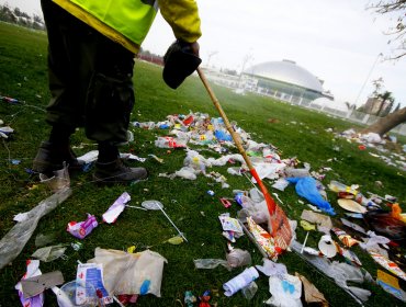 Greenpeace advierte que cada familia generará unos 32 kilos de basura en Fiestas Patrias