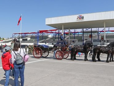 Presidente Piñera usará tradicional carruaje presidencial en la Parada Militar