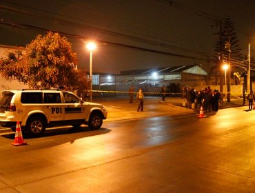 Hombre en situación de calle fue asesinado de un disparo en Huechuraba: investigan posible ajuste de cuentas