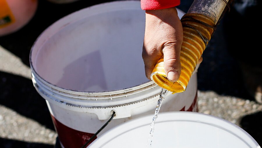 Recién en 15 días más podría regresar el suministro de agua potable a Puerto Octay