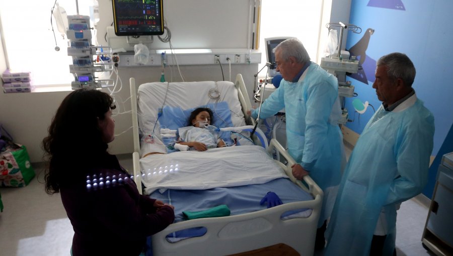 Mañalich destacó voluntad de familia de donar los órganos de su hija fallecida