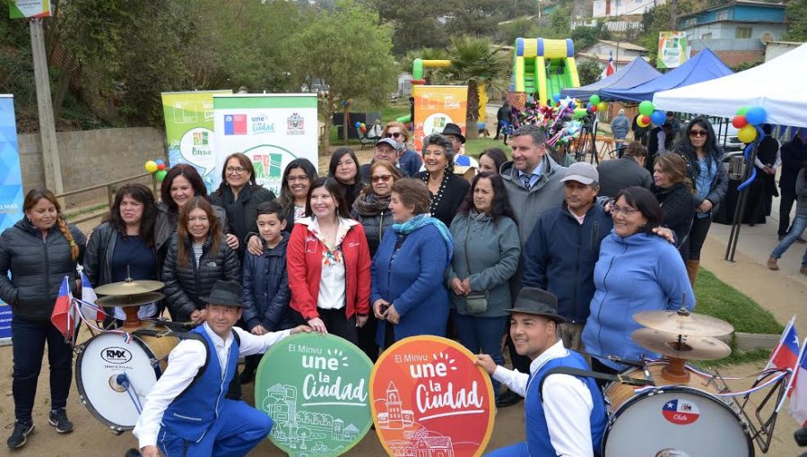 423 familias de sector alto de Viña del Mar verán mejorada su conectividad y equipamiento urbano