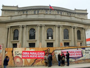 Cesan contrato a empresa encargada de restaurar el Teatro Municipal de Viña: trabajadores desmienten grado de avance