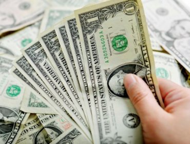 El precio del dólar cortó la tendencia al alza y registró una leve baja