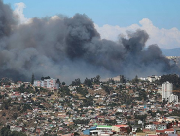 Condenado por megaincendio de 2013 en Valparaíso asegura que inmobiliaria lo obligó a mentir