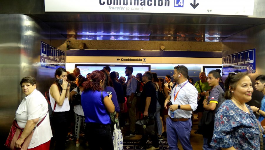 Metro informó que servicio en la Línea 4 fue restablecido