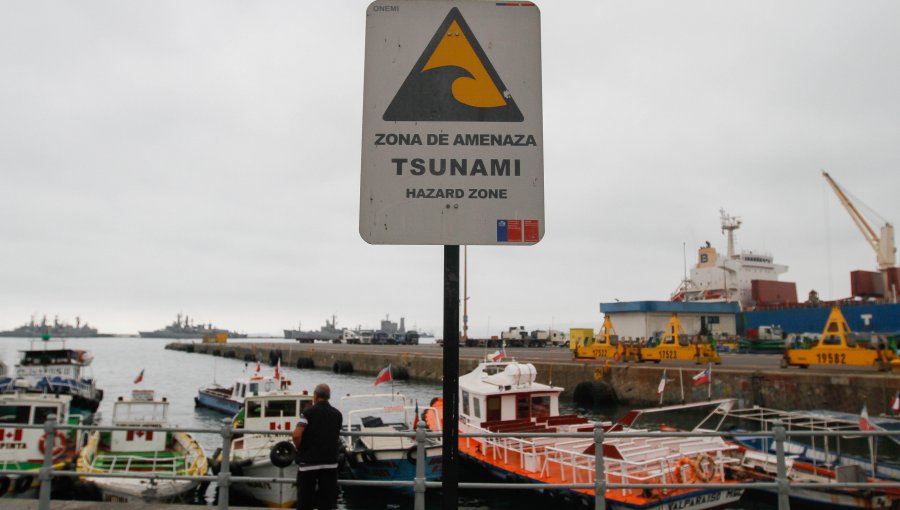SHOA descarta tsunami por fuerte sismo en la zona central de Chile
