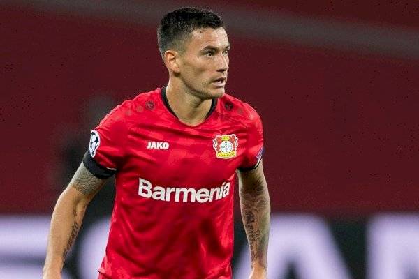 El Bayer Leverkusen de Aránguiz fue goleado por Juventus y se complican en Champions