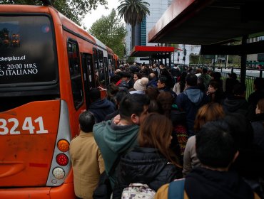 Servicio de Metro de Santiago fue restablecido luego de suspensión de dos horas