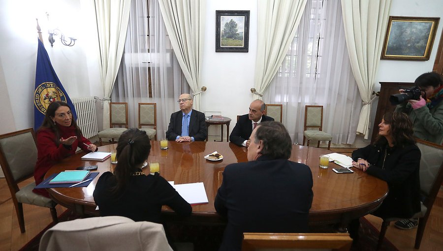 Gobierno y Federación de Medios de Comunicación se reunieron tras agresiones a la prensa