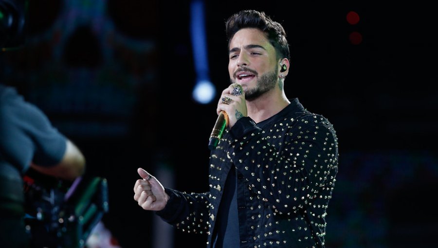 Maluma homenajeó al fallecido José José con un aplaudido cover de «El triste»