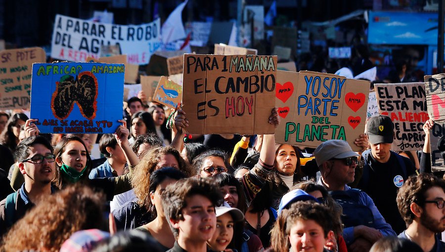 Ex Gobernador Marítimo de Valparaíso acusa a la izquierda de querer sacarlo de marcha contra el cambio climático