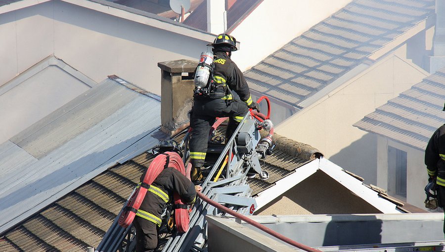 Bomberos de Valparaíso acusan "hackeo" a sus líneas de emergencias