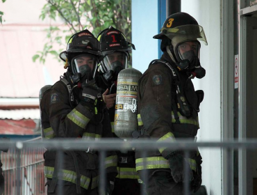 500 alumnos y funcionarios de liceo artístico de Quilpué fueron evacuados por fuga de gas