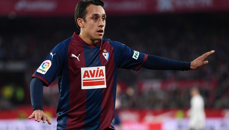 Fabián Orellana celebró el retorno a la Roja marcando su tercer gol consecutivo por Eibar