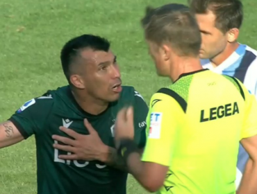 Mediante el VAR, Gary Medel fue expulsado del choque entre Bologna y Lazio