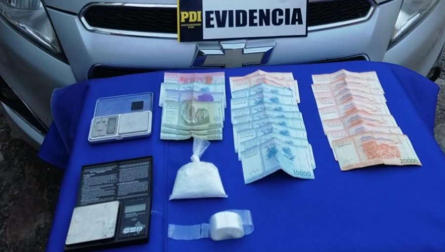 Traficante de drogas y dos compradores fueron detenidos en Papudo