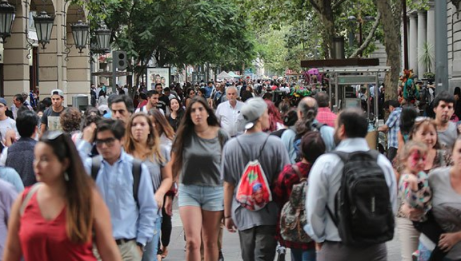 Banco Central: Sigue aumentando el endeudamiento de los hogares chilenos