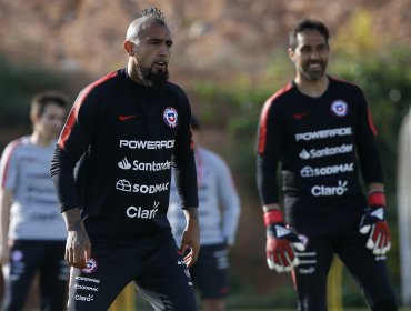 Chile enfrentará a Colombia con Vidal y Bravo en cancha después de dos años