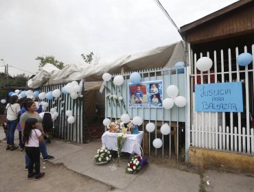 Despiden restos de lactante alcanzado por “bala loca” en La Pintana