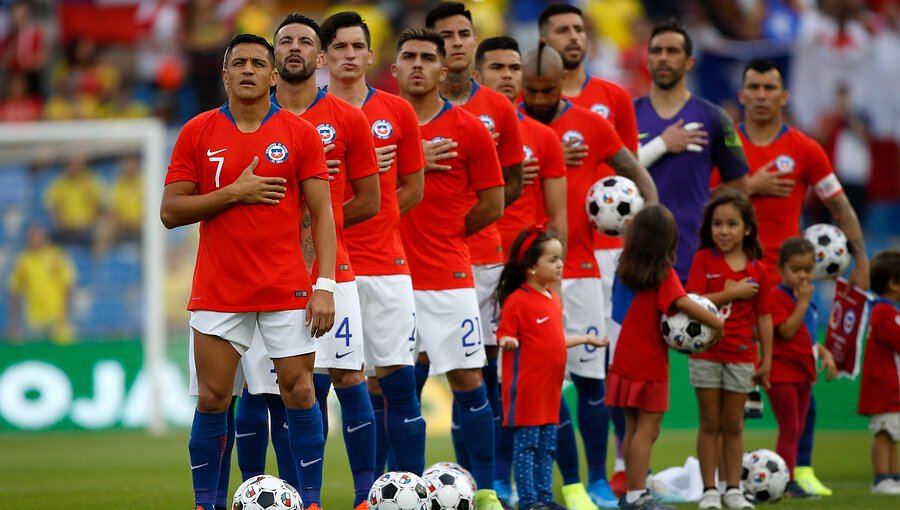 Con una serie de cambios, la Roja busca mejorar su imagen ante Guinea