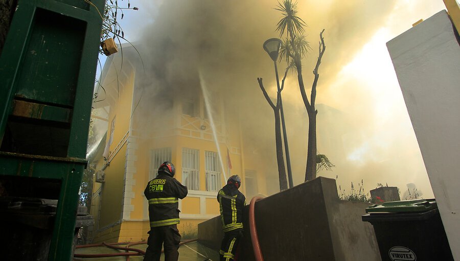 Niñas que residían en centro del Sename incendiado en Valparaíso serán trasladadas a Quillota